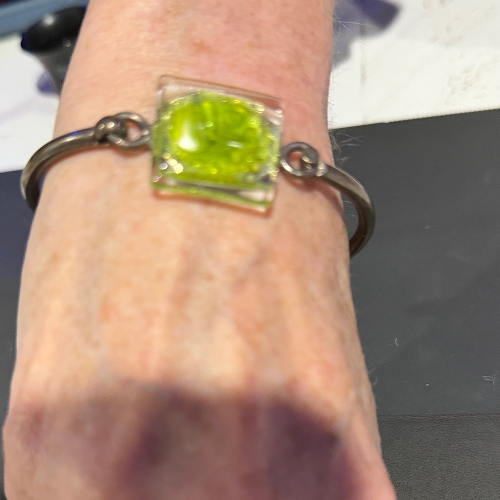 Green Glass Square Center Bangle Bracelet - Women Jewelry